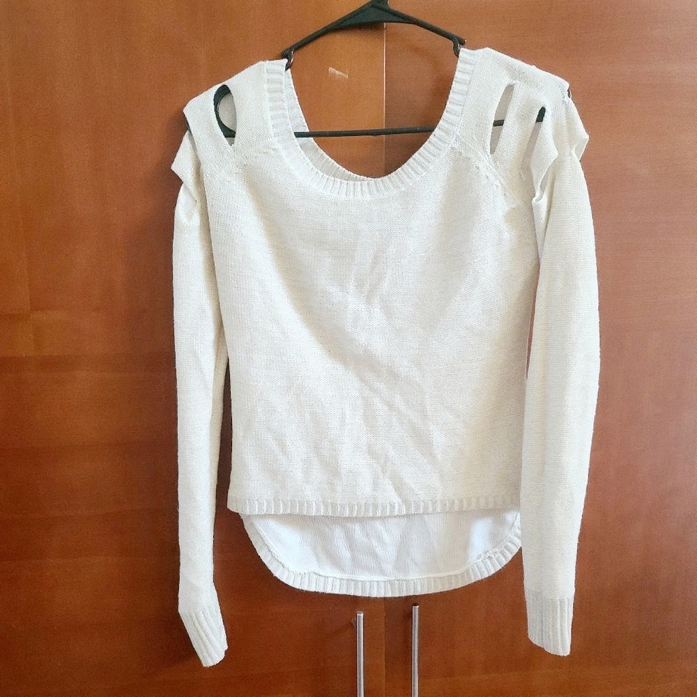 Pinc women's slit shoulder top cream colored with gold flecks throughout